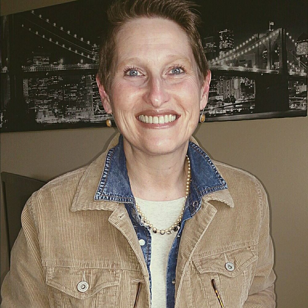 Meet your Posher, Brooke